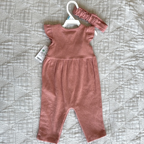 Carter’s Ruffle Romper - Picture 6 of 8